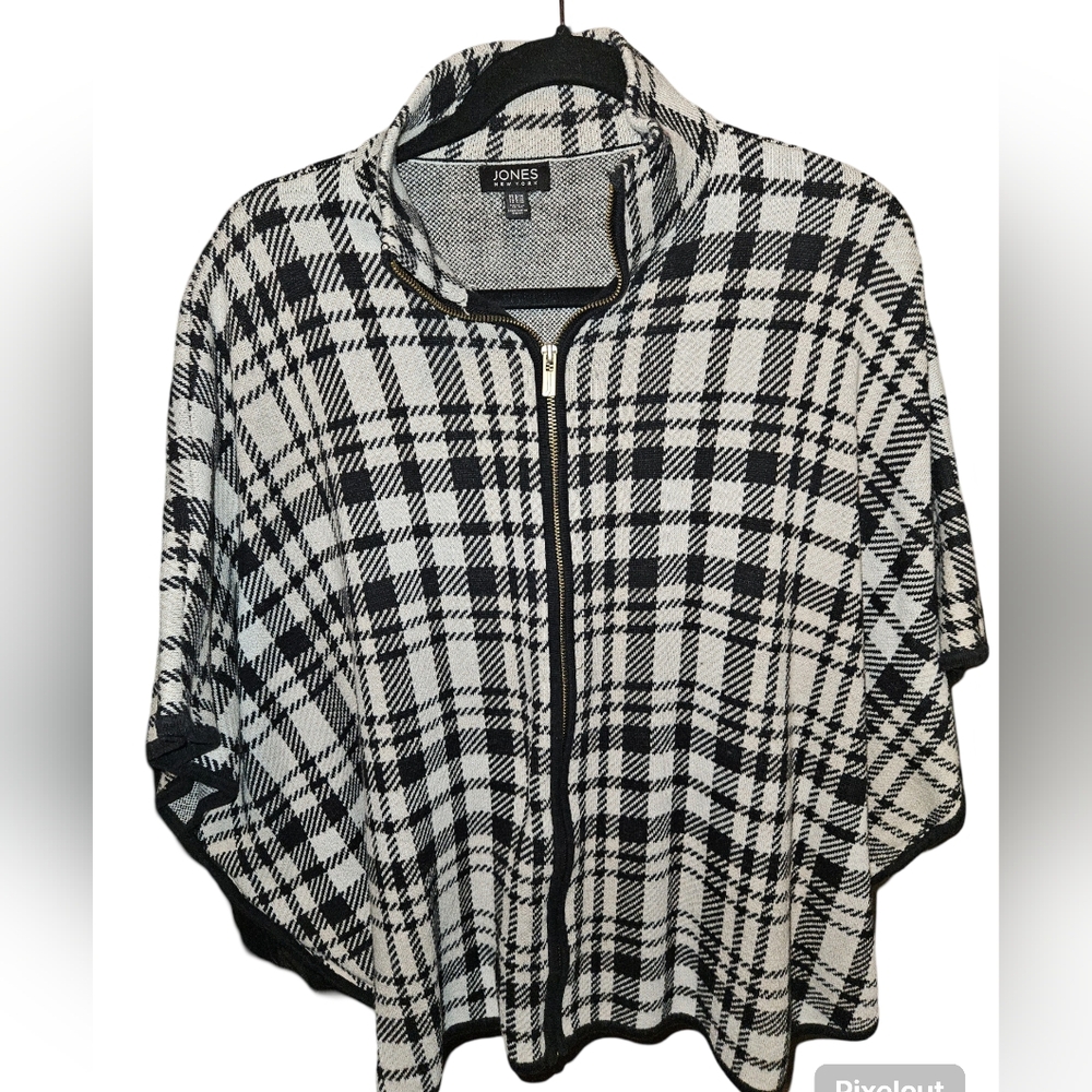 Jones New York Cape
